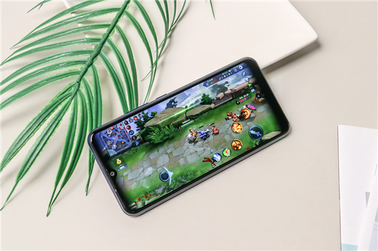 續(xù)航大升級，vivo U3x綜合評測：全新體驗，大U可為