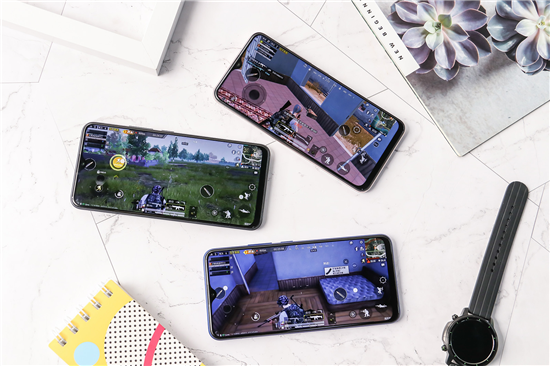 5000mAh電池加持，vivo Y5s帶來(lái)更持久的續(xù)航體驗(yàn)
