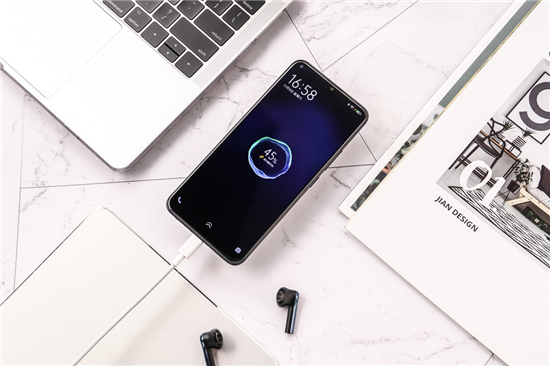 vivo Z5i評(píng)測(cè)：強(qiáng)勁性能與長效續(xù)航的結(jié)合體，打造全新體驗(yàn)