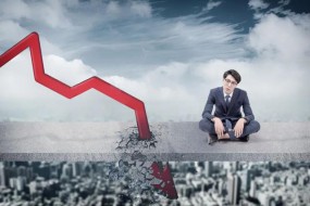 比前兩次熔斷跌得更猛！美股今夜再進(jìn)ICU，蘋果市值蒸發(fā)掉1.5億部iPhone